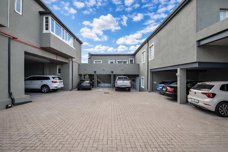 2 Bedroom Property for Sale in Woodstock Western Cape